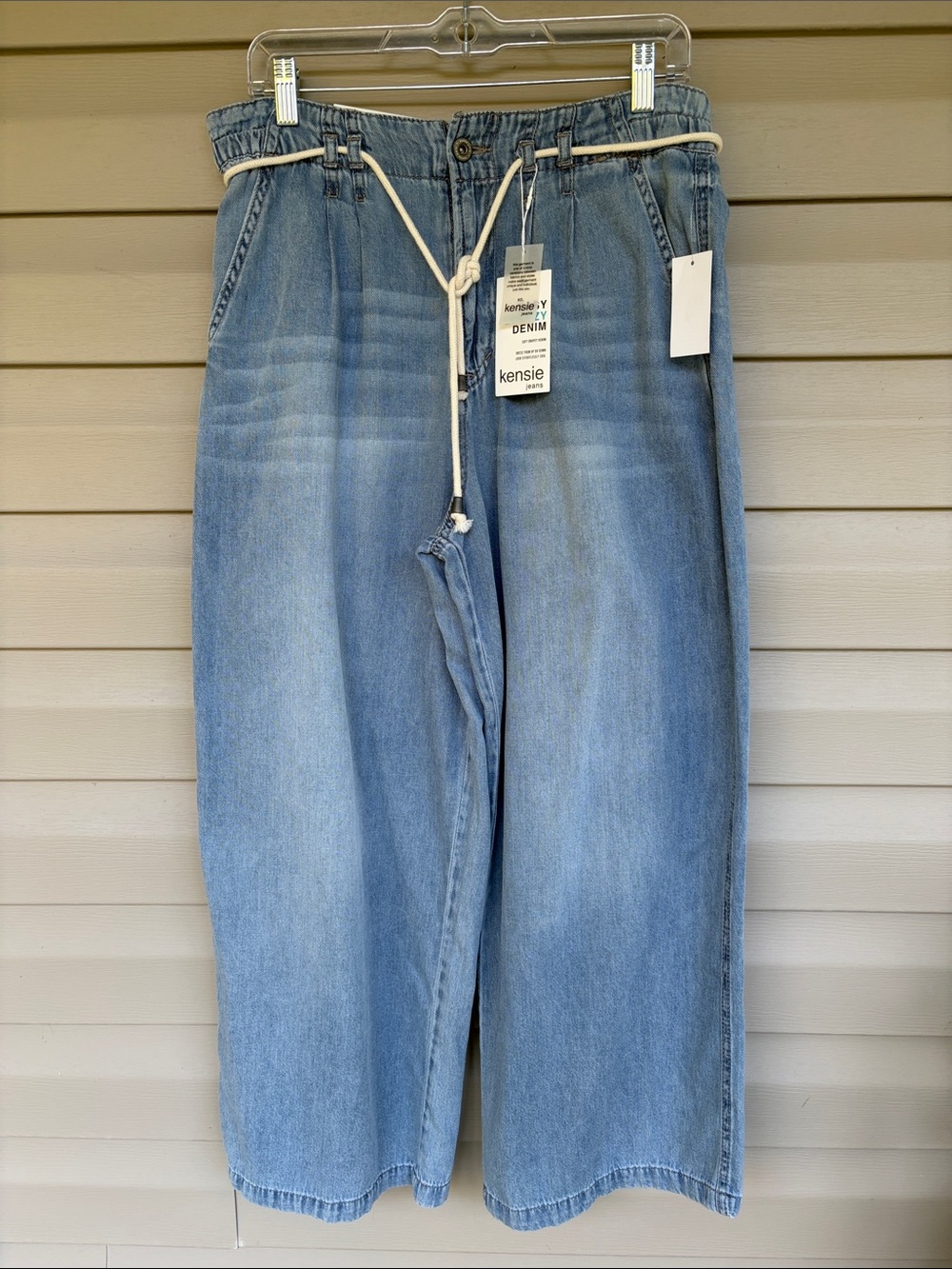 NWT Kenzie High Rise Wide Leg Ankle Women’s Jeans 12/31